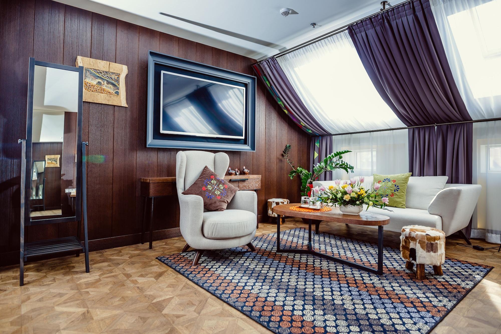Hotel Bristol Tradition And Luxury Rzeszow Dış mekan fotoğraf A living room