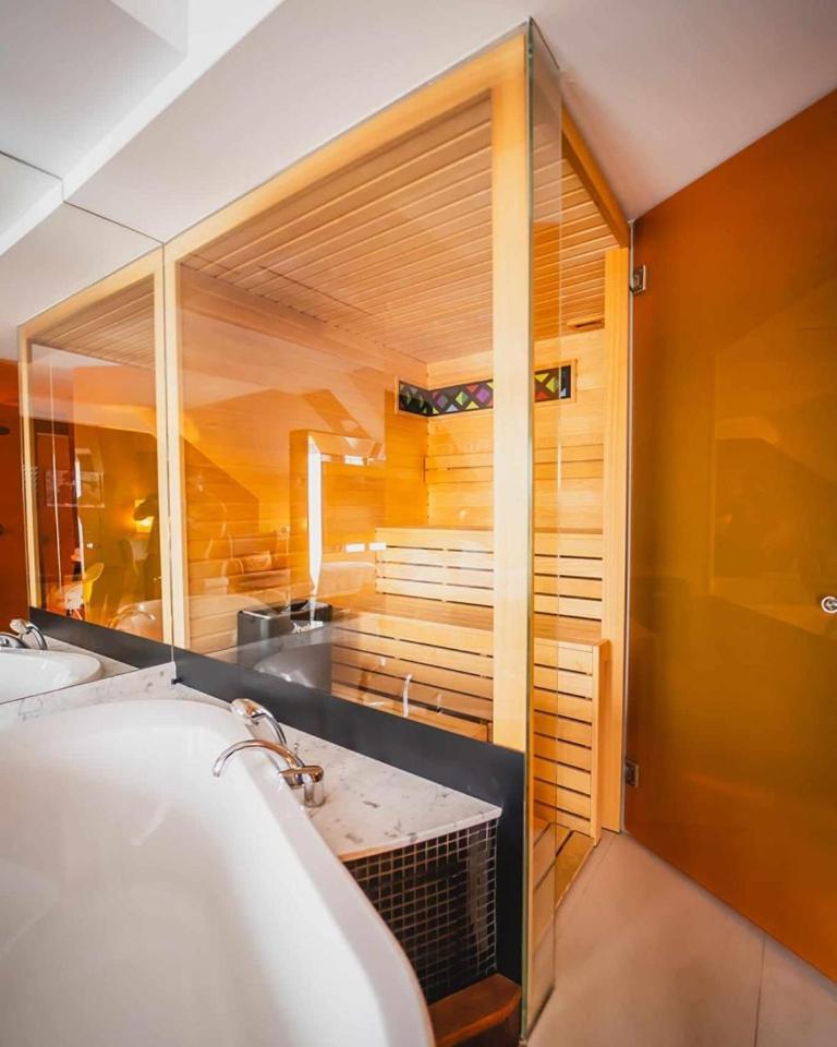 Hotel Bristol Tradition And Luxury Rzeszow Dış mekan fotoğraf A Finnish sauna